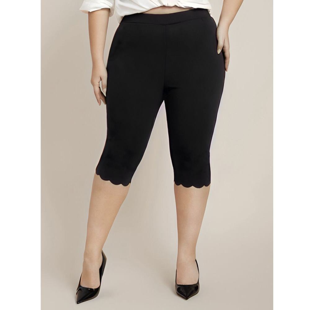 BloomChic Black Scalloped Trim High Rise Leggings Capri Plus Size 3X 22 24 NWT